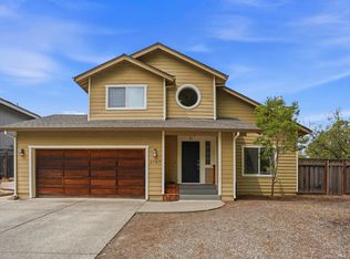 2787 Royal Oak Place, Santa Rosa, CA 95403
