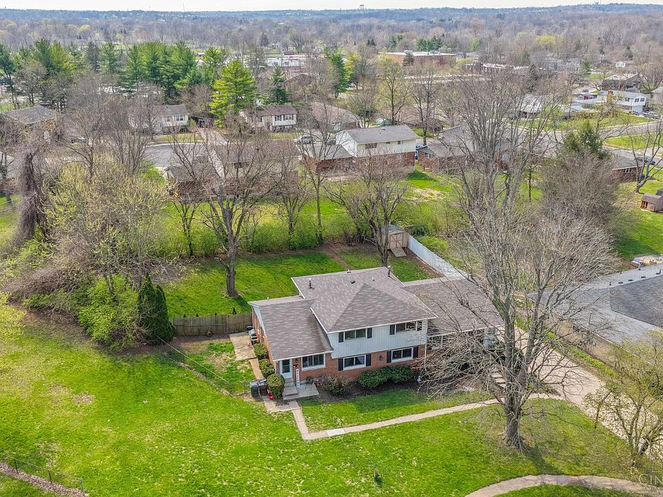1st image of 27 Blackwell Ct