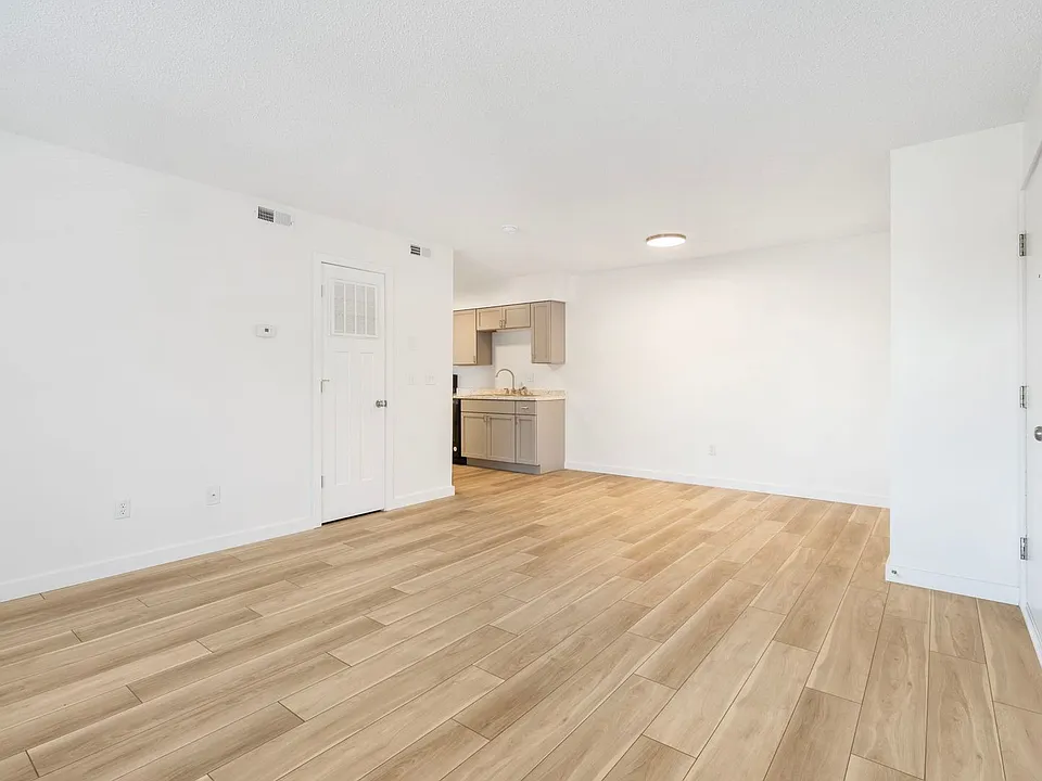 Southcreek Apartments