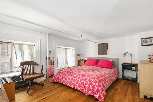 Rented by Compass | media 10