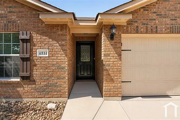 6531 Luckey Sq — Photo 2