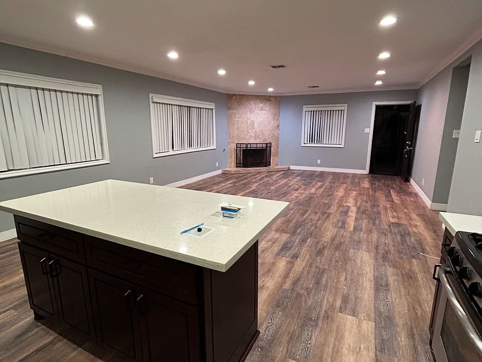 1st image of 8200 Alcove Ave