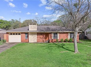 3011 Pierre Pl, College Station, TX 77845