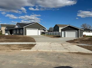 1563 Fisherville Ct, Auburn, MI