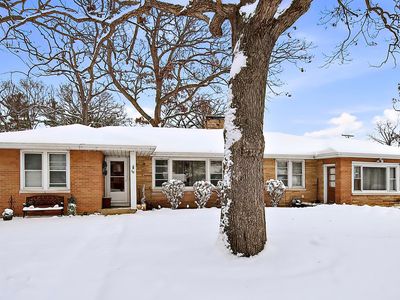 50 E Oak St, Fox Lake, IL, 60020