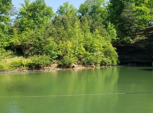945 Bluff Way Dr, Jasper, AL 35503
