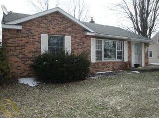 12734 Crane St, Carleton, MI 48117