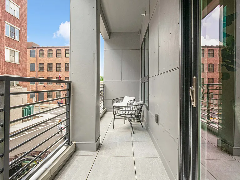 The Beverly Collection: The Block at Odell — Photo 16