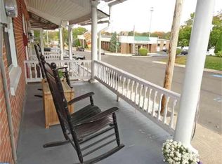 404 S 9th St, Perkasie, PA 18944