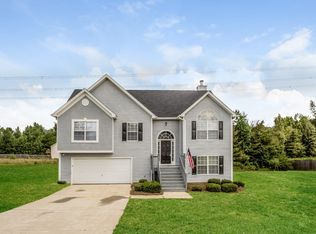 613 Tipperary Rd, Hampton, GA 30228