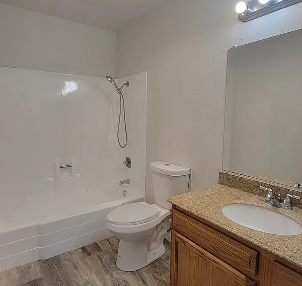 948 S Sunshine Ave S — Photo 7