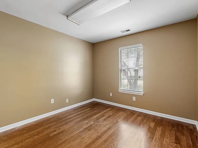 124 Cornelson Dr — Photo 25
