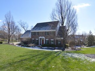 102 Hardwood Dr, Venetia, PA