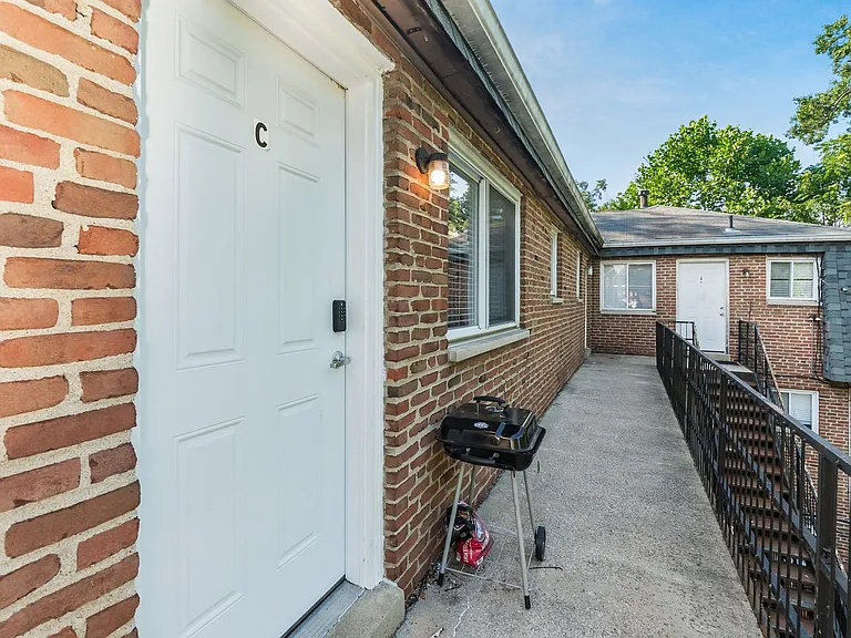 2103 Iuka Ravine — Photo 11