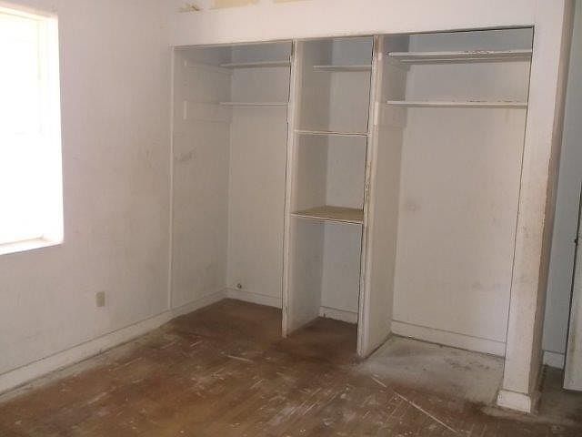2nd image of 3416 Rosemary Ave