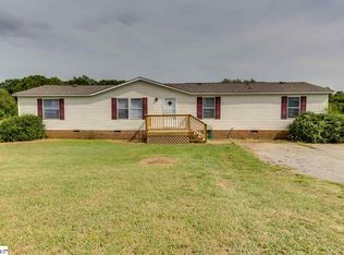 108 Harvest Ln, Fountain Inn, SC 29644