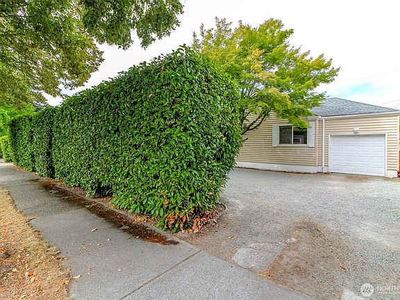 5th image of 6013 35th Avenue SW