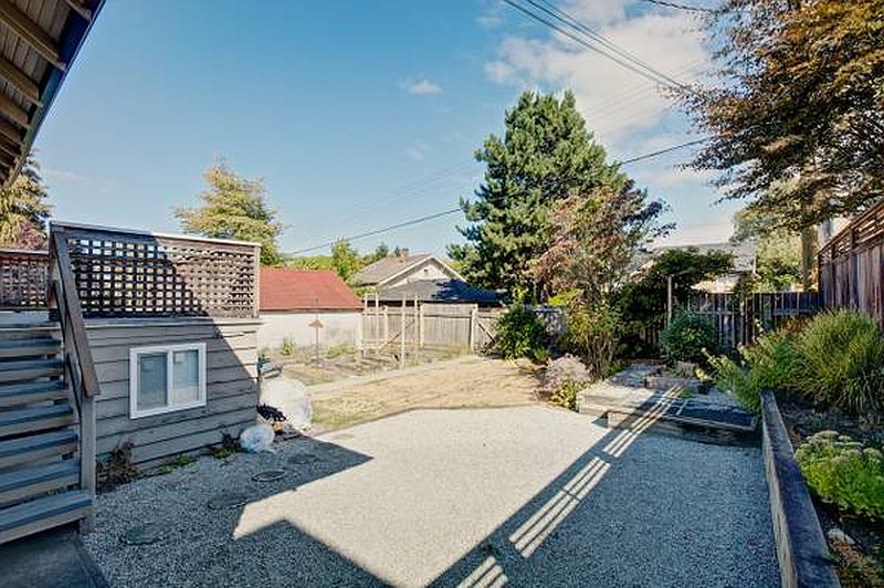 Vancouver House for rent - 4 Bedrooms — photo 4