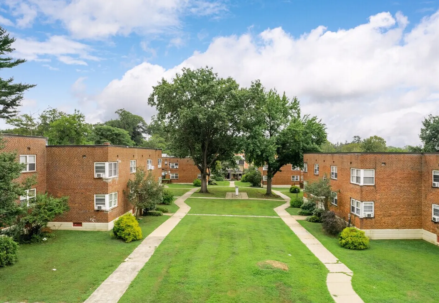 Greene Tree Apartments — Photo 3