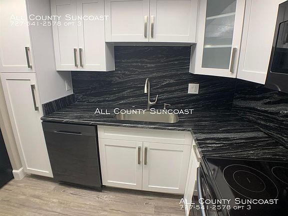 4th image of 1051 79th Ave N APT 307