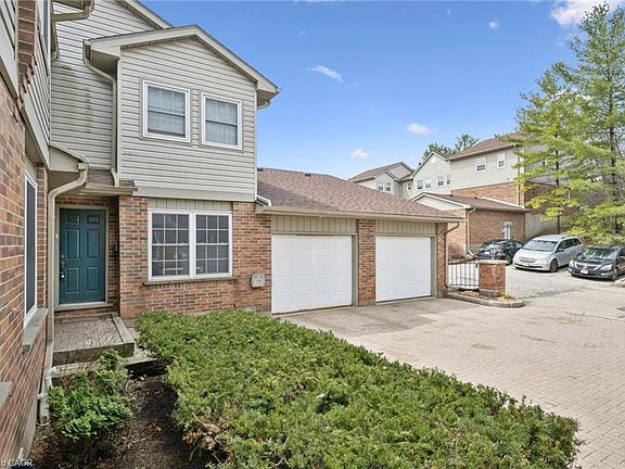 4th image of 250 Keats Way #24