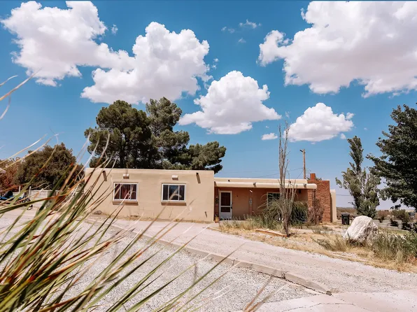 3012 Ocotillo Canyon Dr, Carlsbad, NM 88220
