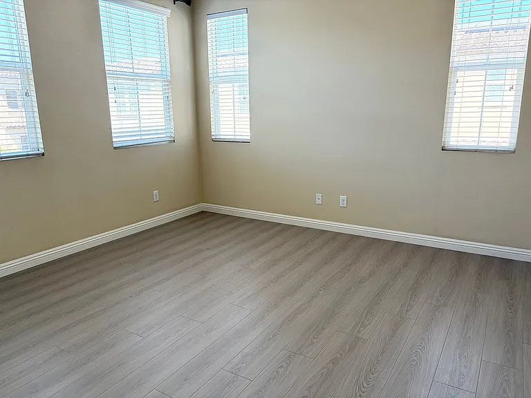 1021 Chandler Dr — Photo 9