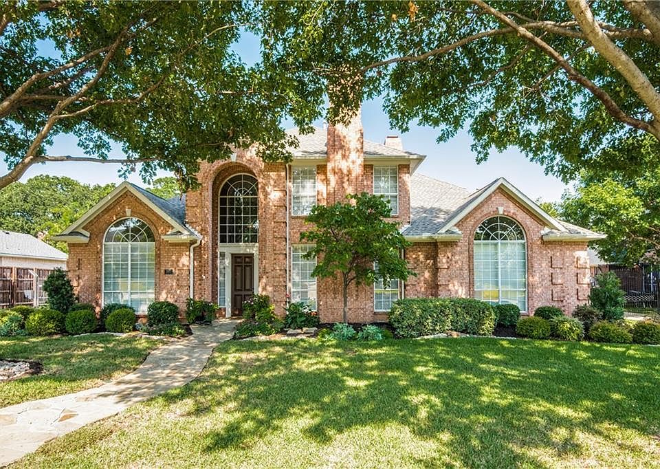 1st image of 307 Timber Lake Way