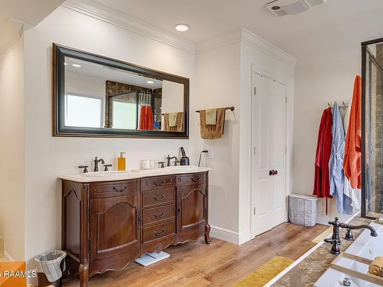 706 Harding St — Photo 19
