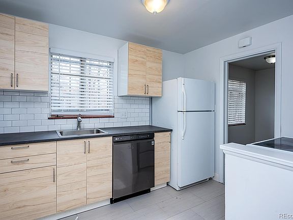 5th image of 482 N Humboldt Street