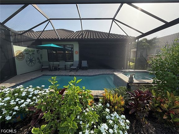 5th image of 15227 Tolmino St