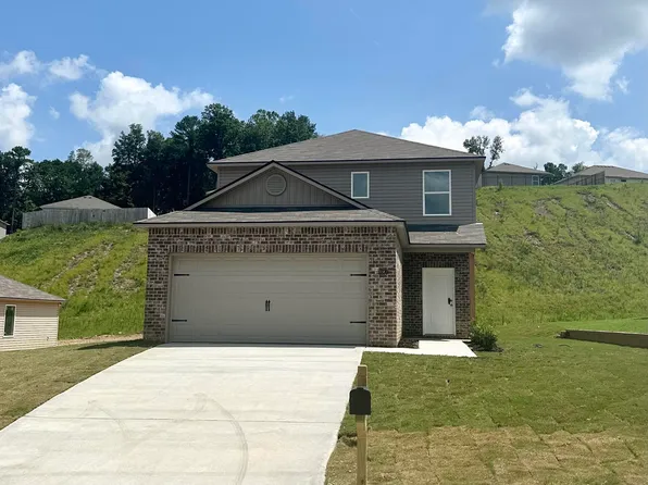 8820 Rockhampton Dr, Leeds, AL 35094