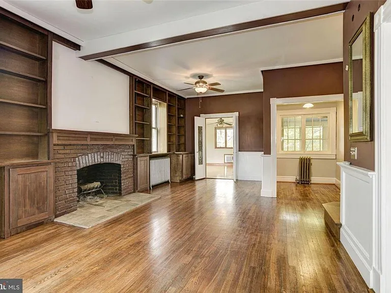 612 W Joppa Rd — Photo 8