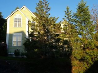 16617 SW Timberland Dr, Beaverton, OR 97007