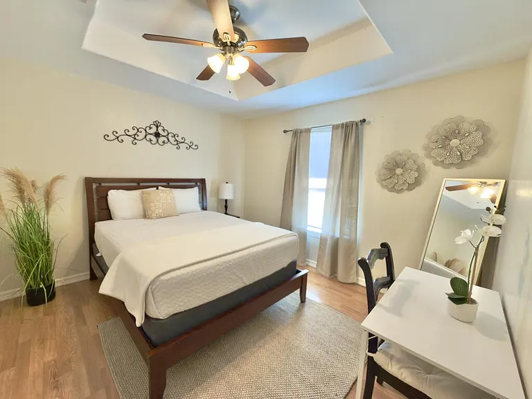 6621 Garden Woods Ave #B — Photo 13