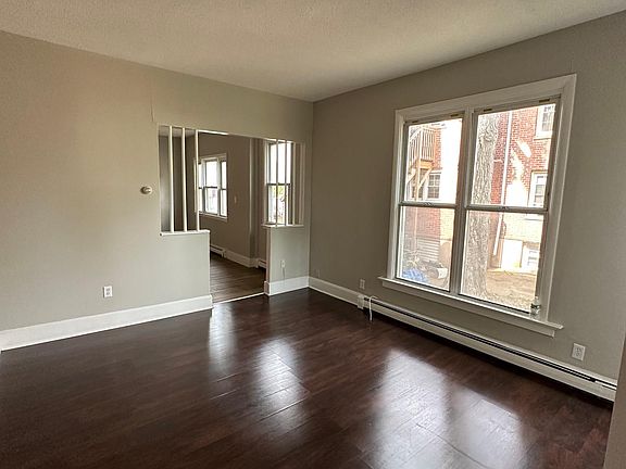 4th image of 133 Davenport Ave #B1