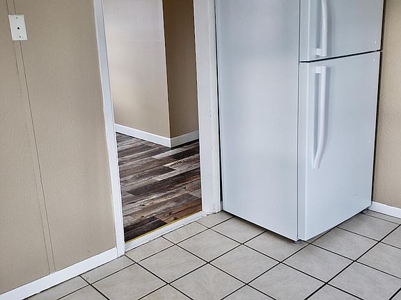 3rd image of 2026 Breese Ave