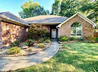 1506 Valley View Cir, Texarkana, AR 71854