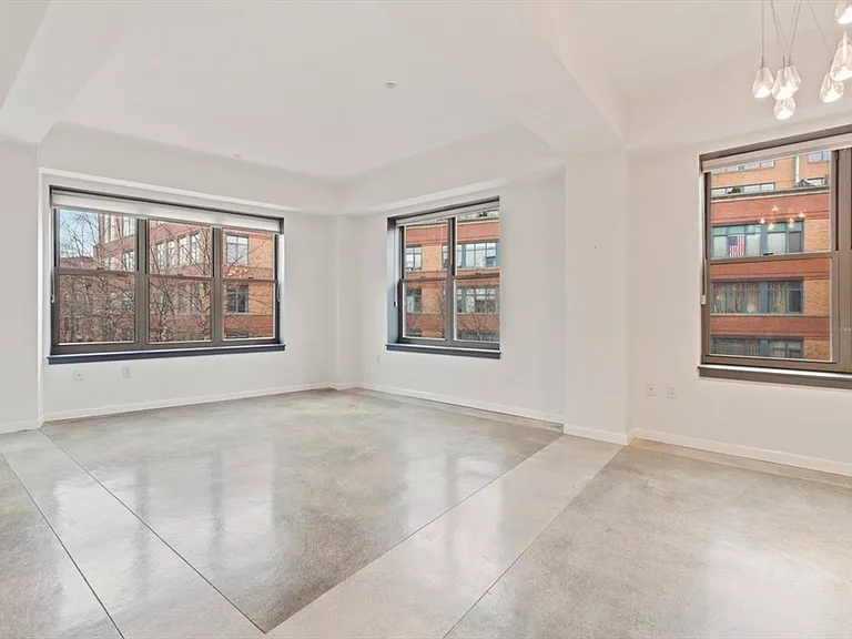 1166 Washington St #303 — Photo 14