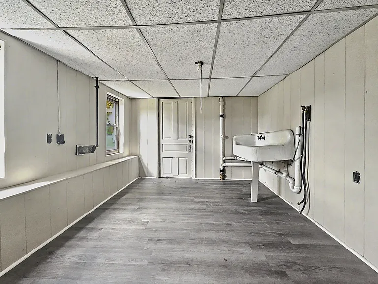 405 Fig St — Photo 11