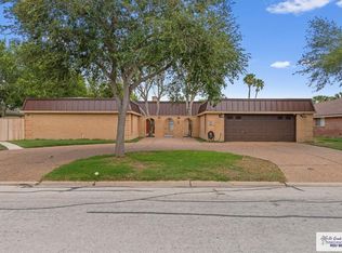 5210 Palm Valley Dr S, Palm Valley, TX 78552