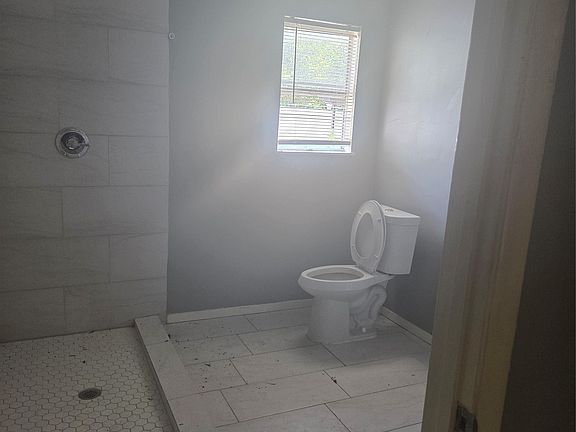 5th image of 5702 Forney Rd