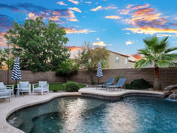 4th image of 2056 E CAROB Drive