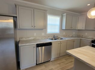 3900 Cherry Blossom Ln, Midland, MI 48642