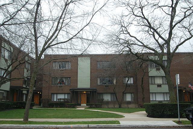 1st image of 3441 W Bryn Mawr Ave APT 2W