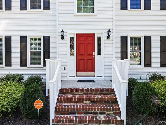 2nd image of 11809 Sanbury Ln