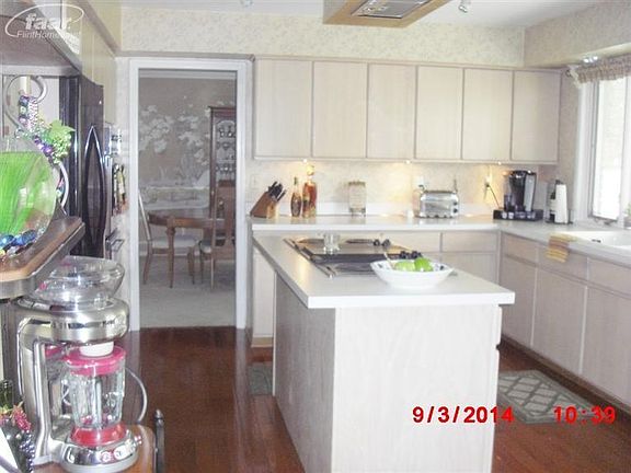 2nd image of 469 Charing Cross Dr
