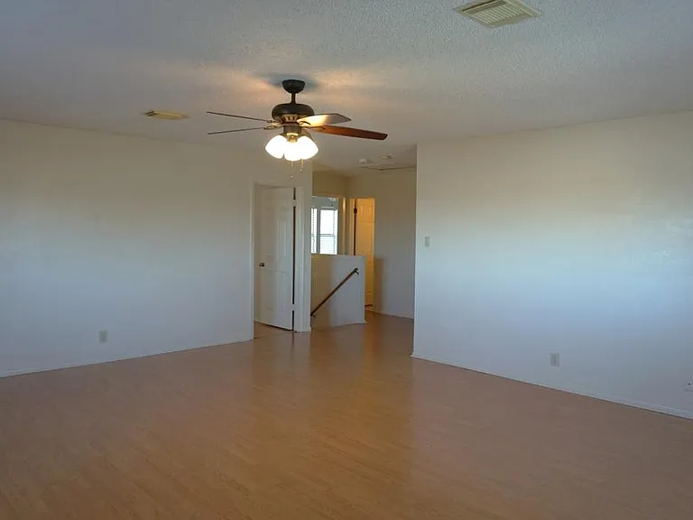 7515 Foss Mdws — Photo 18