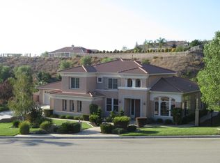 730 Creekside Dr, Redlands, CA 92373