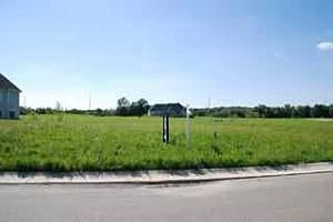 1st image of W228N3647 Wyndemere Dr
